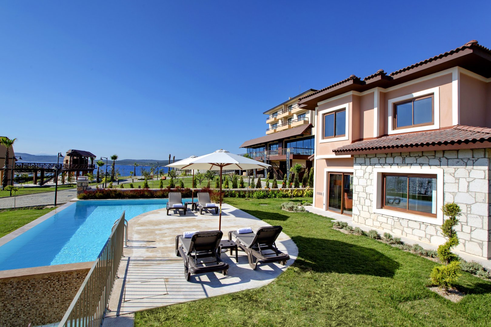 Executive Pool Villa 