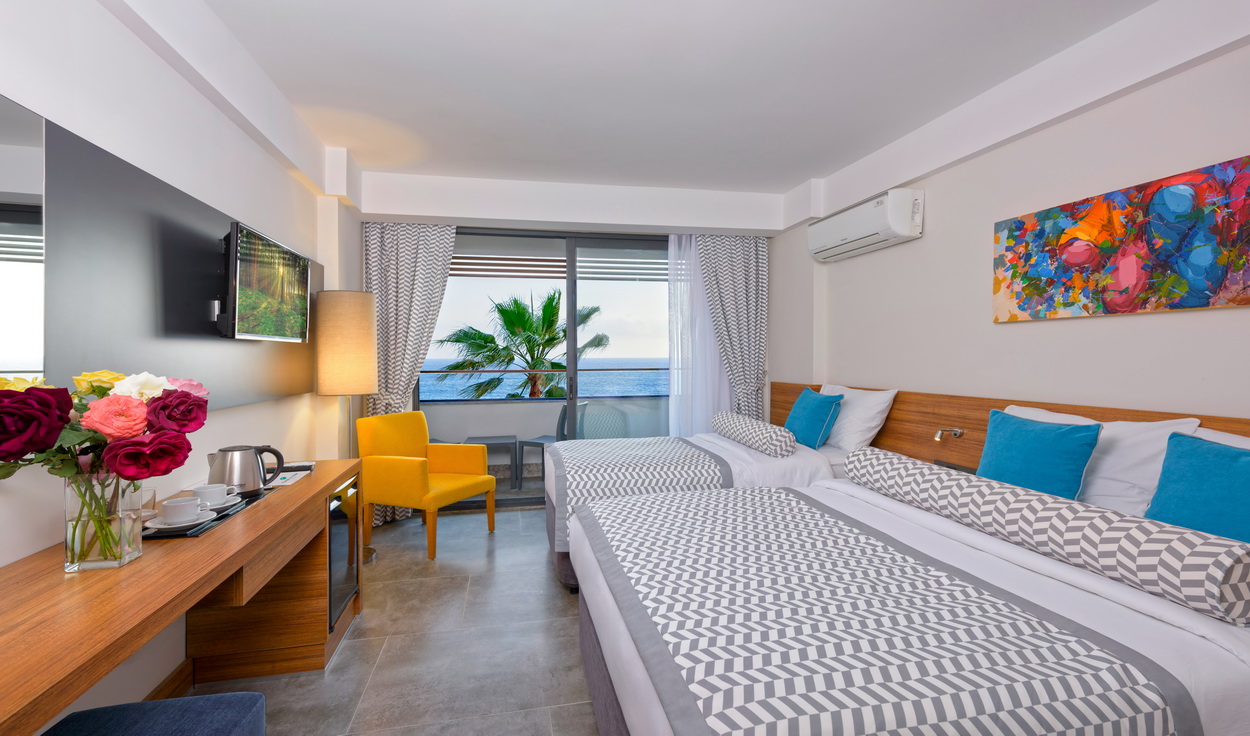 STANDARD SIDE SEA VIEW