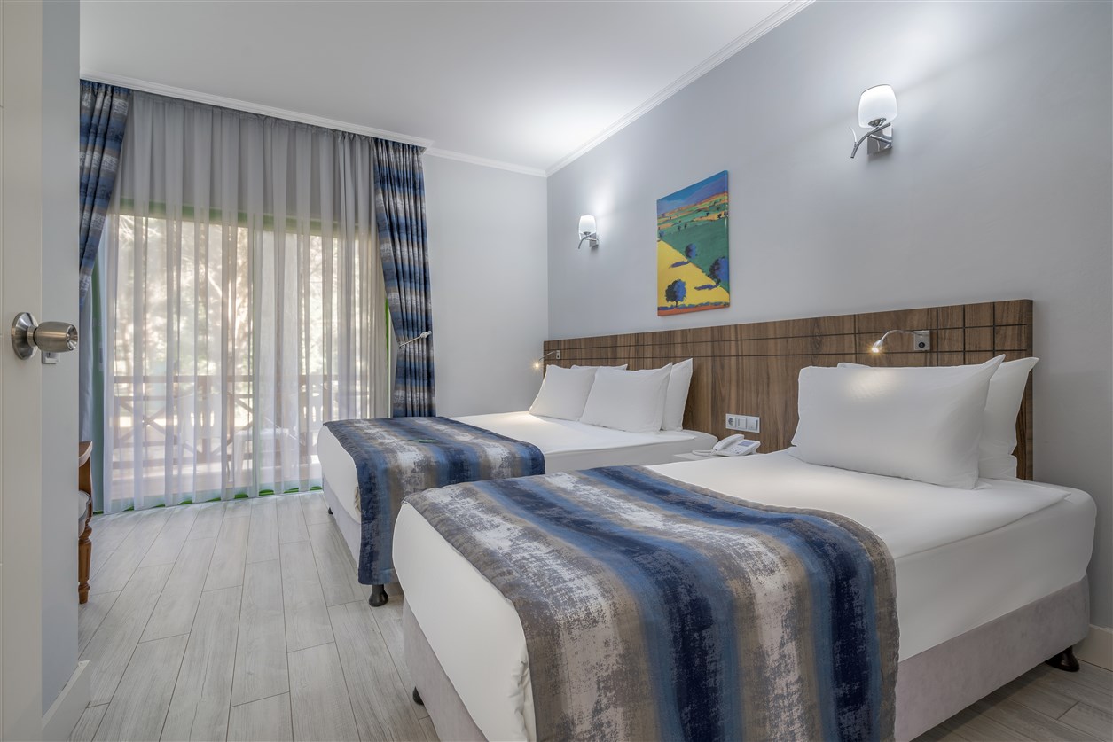 Bungalow Family Room