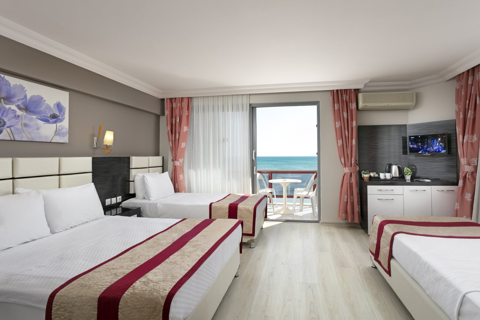 SUPERIOR ODA DENIZ MANZARALI