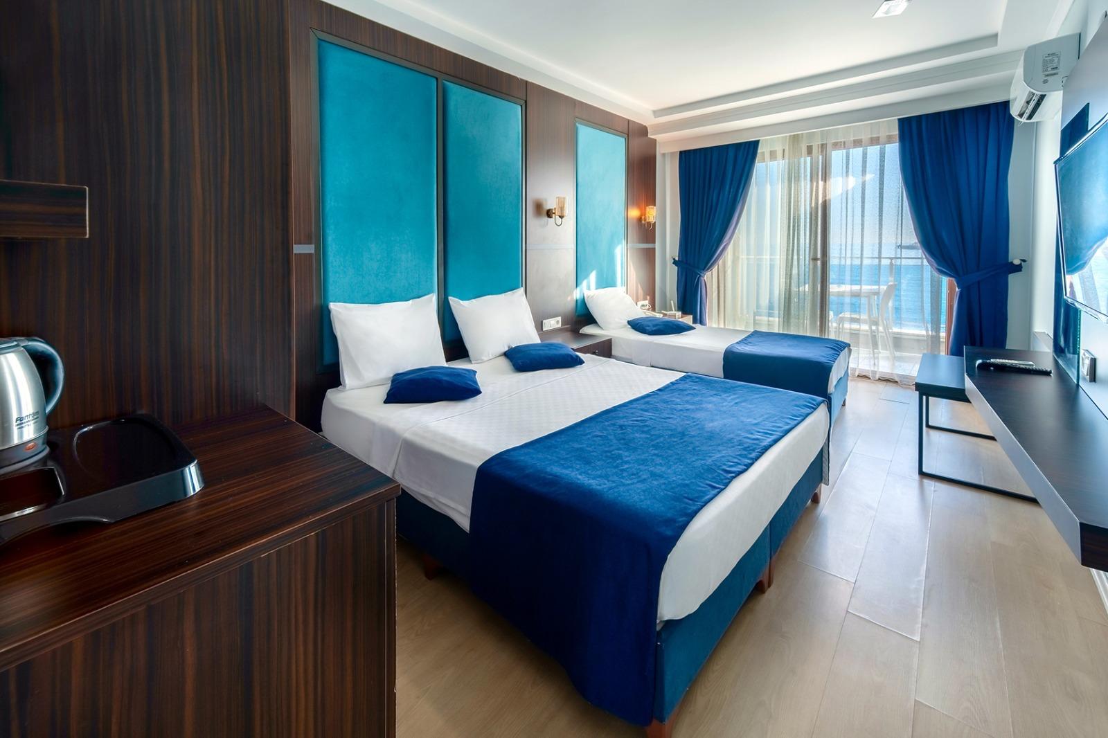 DENİZ MANZARALI STANDART ODA