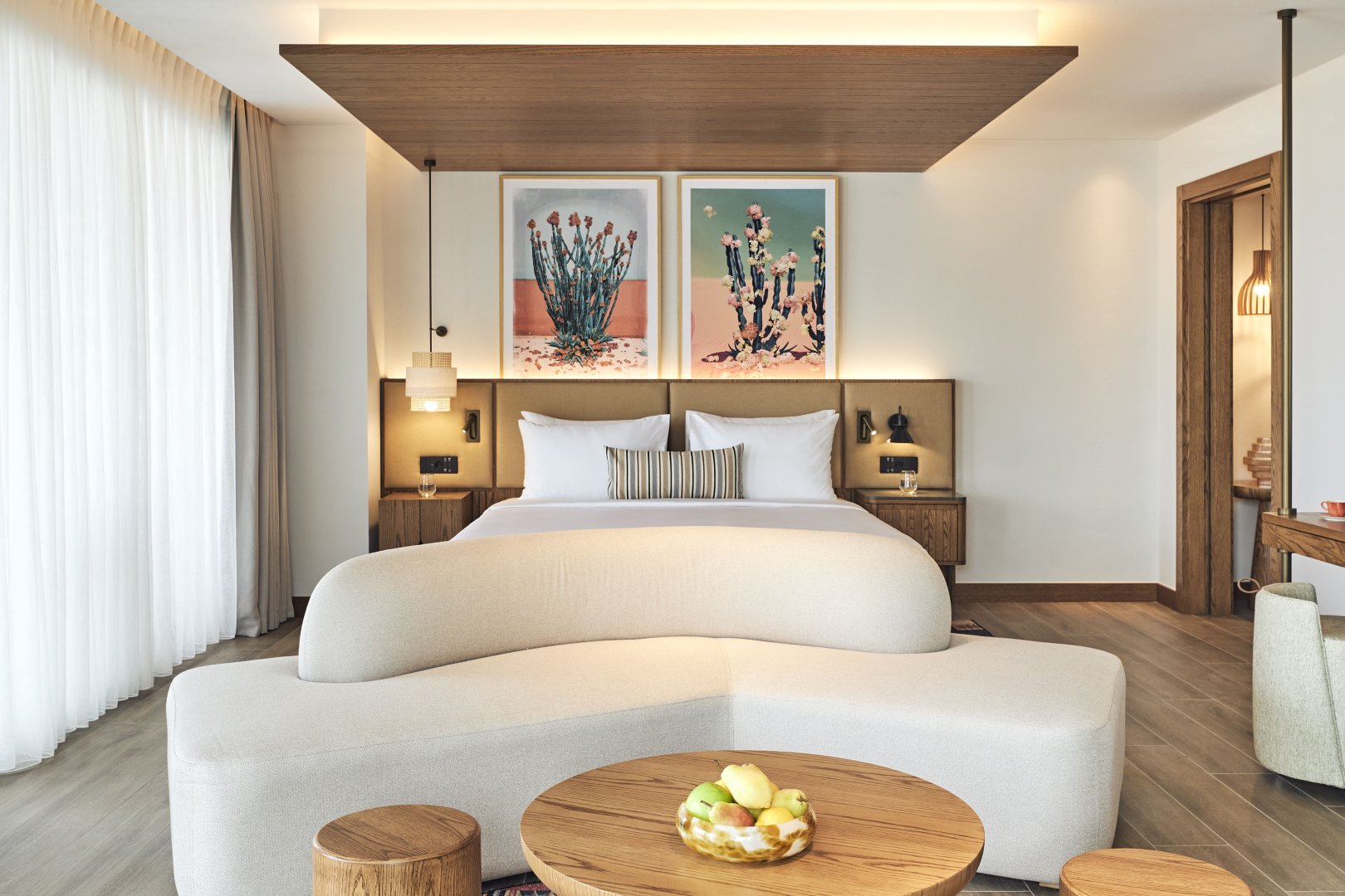 PLATINUM SUITE POOLVIEW