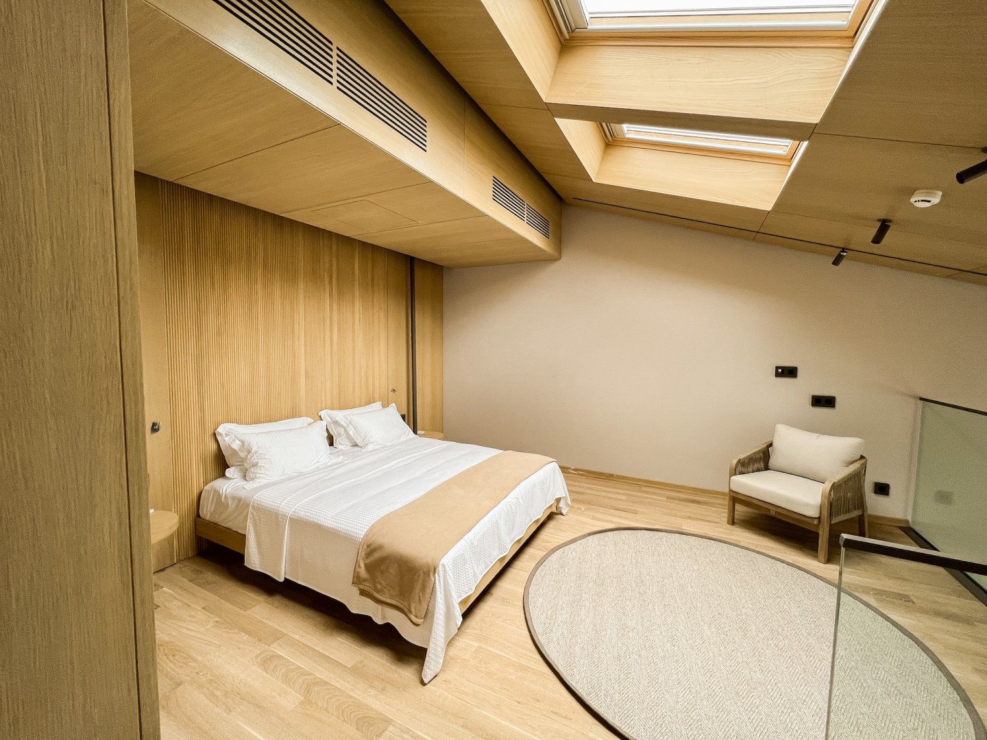 Loft Suit - Deniz manzaralı