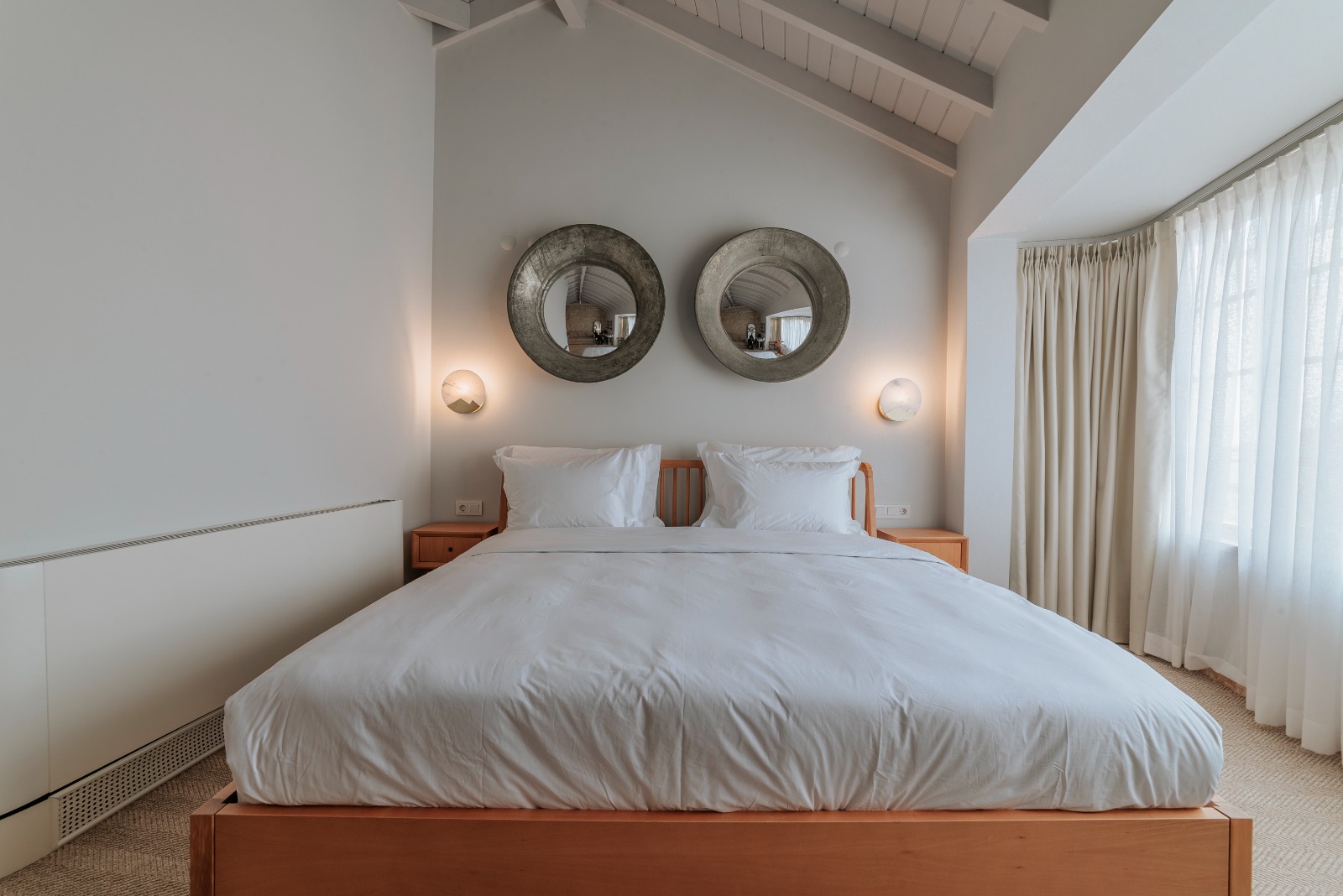 No. 9 deluxe oda cumbalı