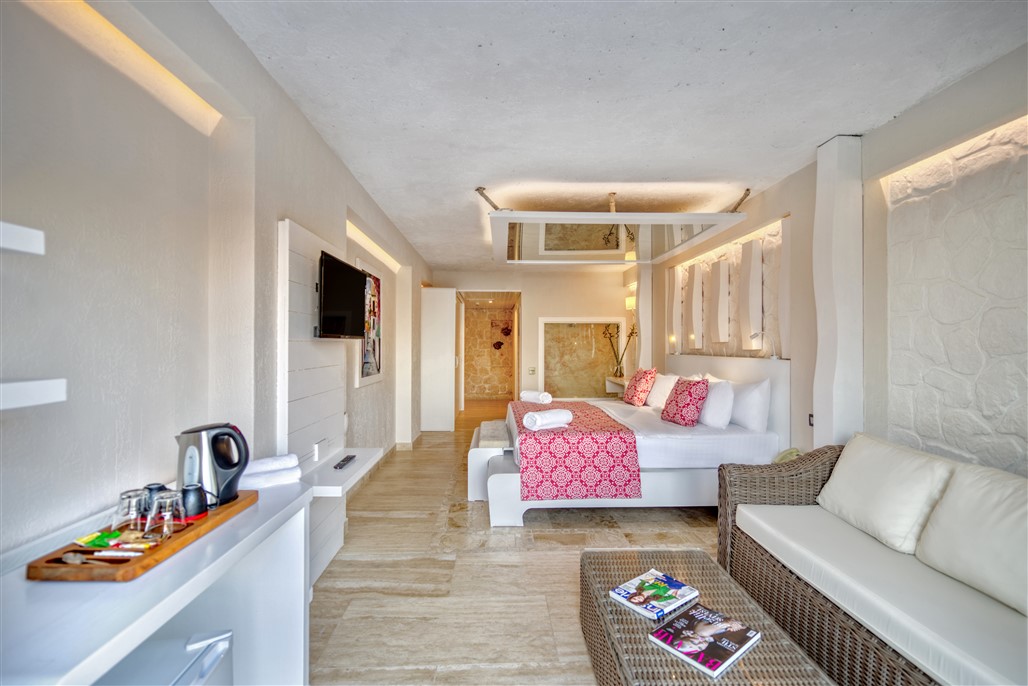 Signature Junior Suite