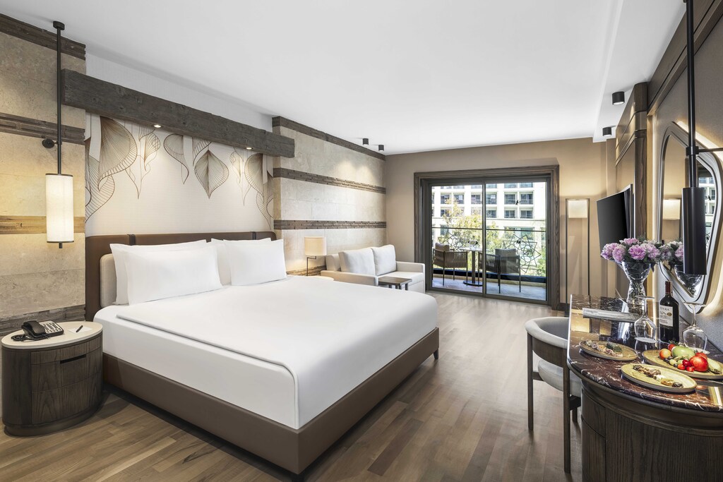 Superior Room Land view