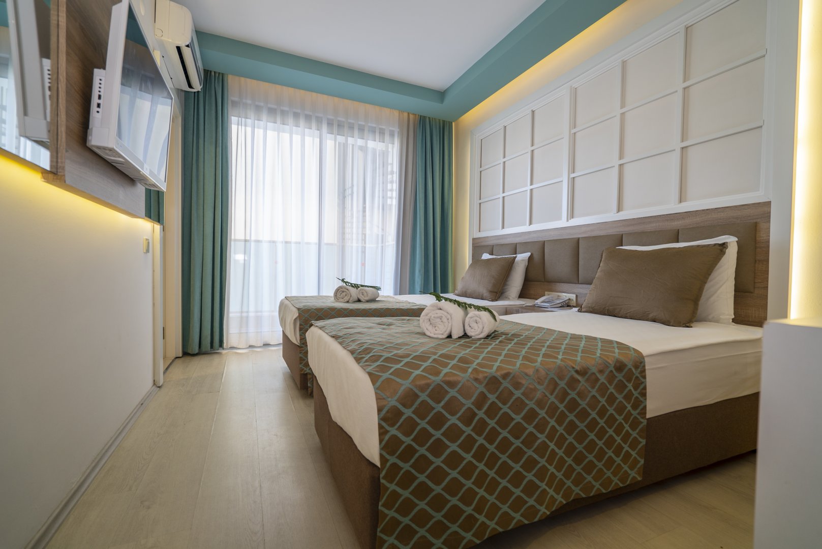 STANDARD ROOM SIDE SEA VIEW