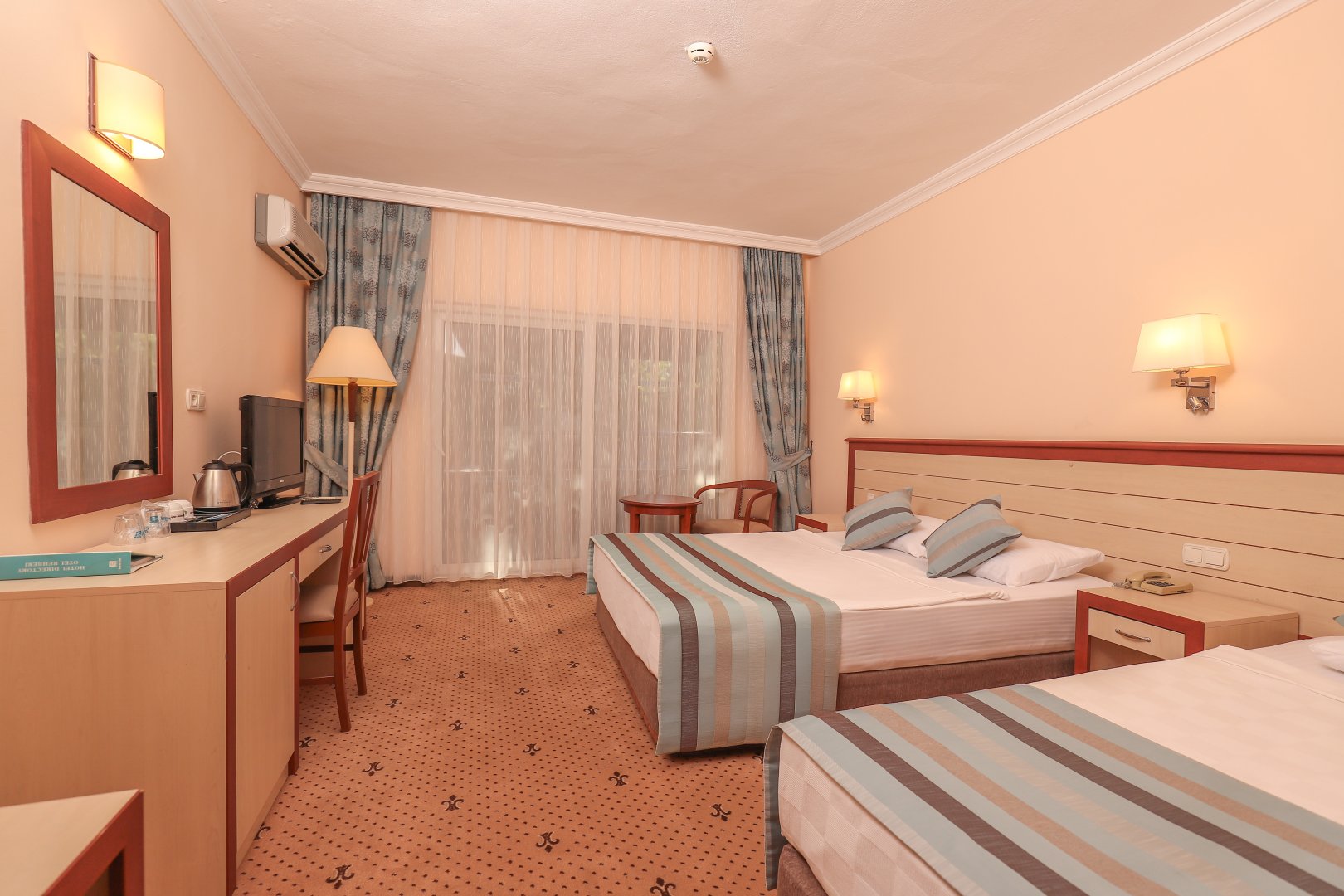 STANDARD ROOM WITH BALCONY 