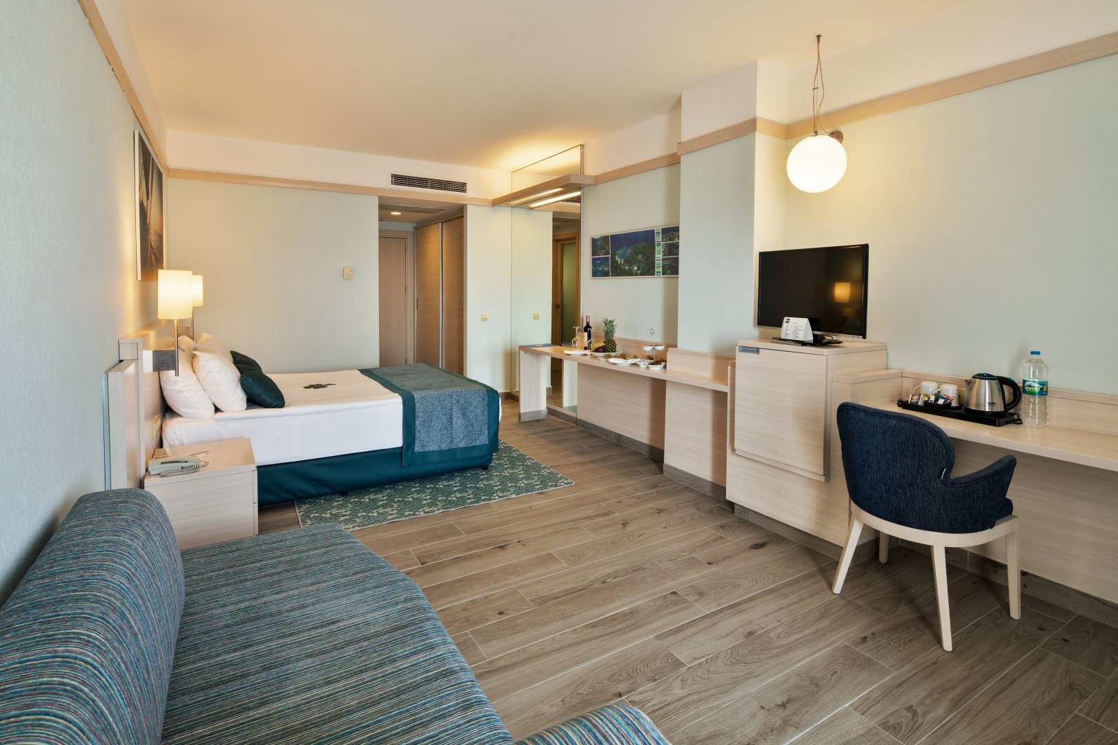 Coral Room Standart Land View