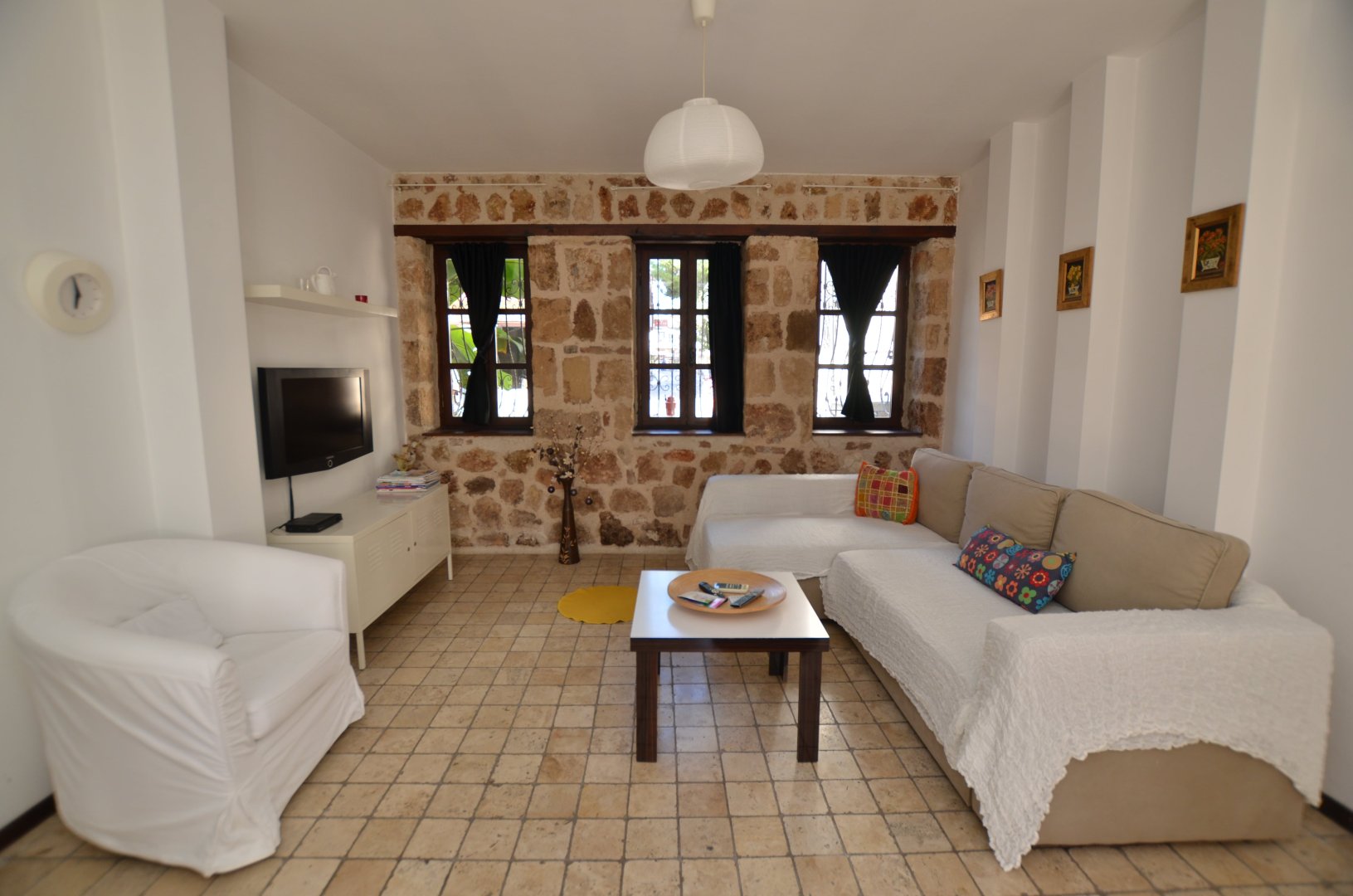 APART ROOM WITH KITCHEN