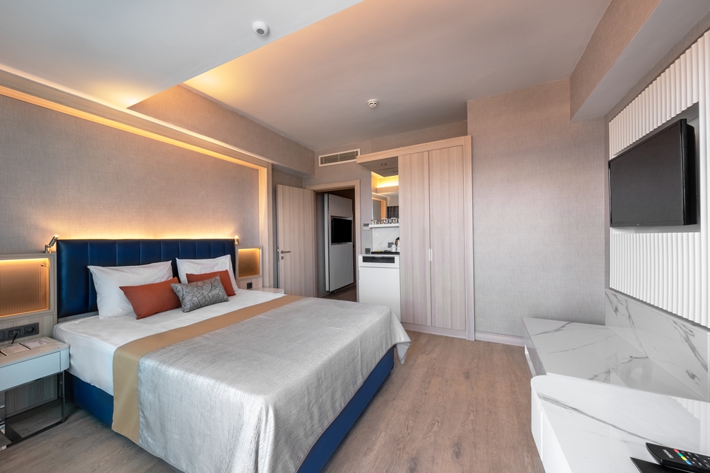 FAMILY DELUXE SEA VIEW