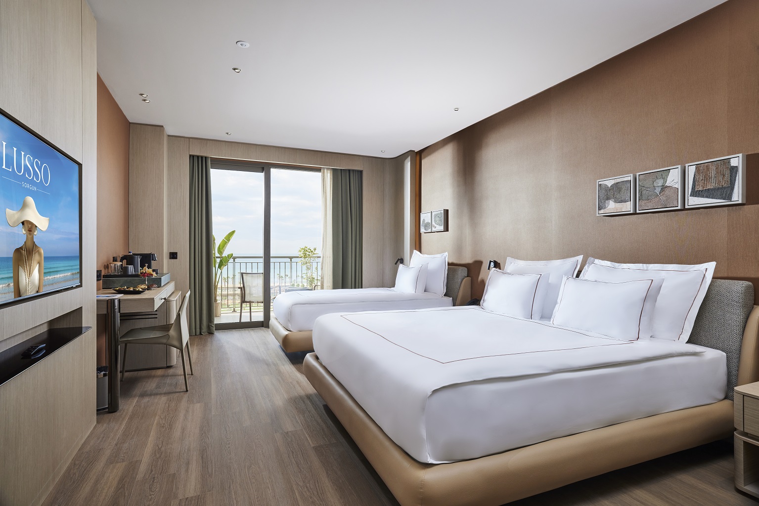 SUPERIOR SEA VIEW ROOM