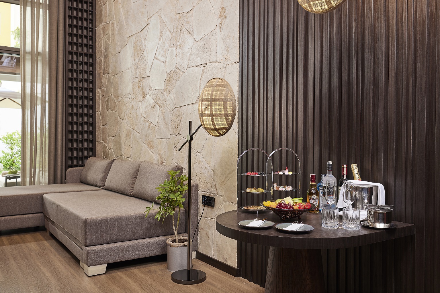 LAGOON SUITE DUBLEX ROOM GARDEN & POOL VIEW