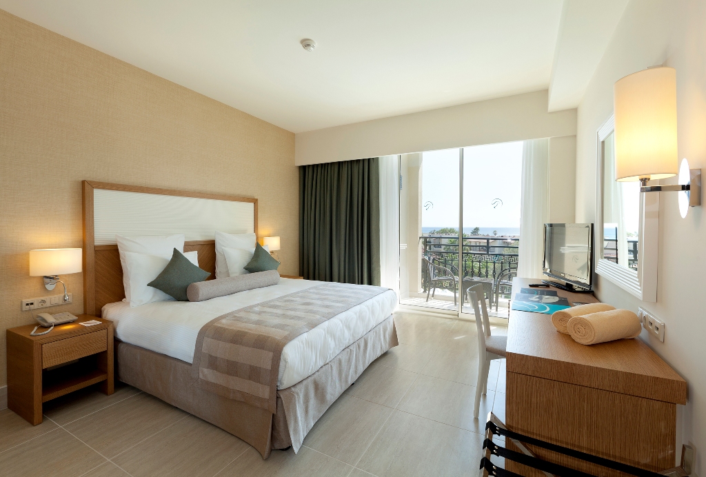 CONNECTION FAMILY ROOM