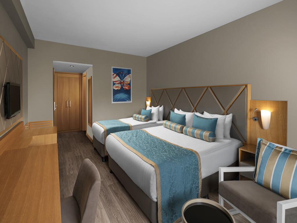 Connection Family Room Sea View