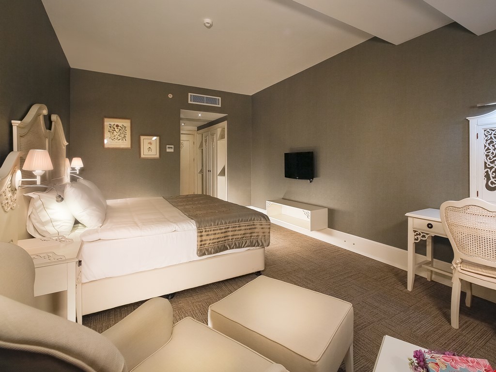 Standart Oda Kara Manzarali