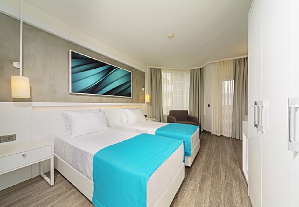 STANDARD ROOM FRONT SEA VIEW