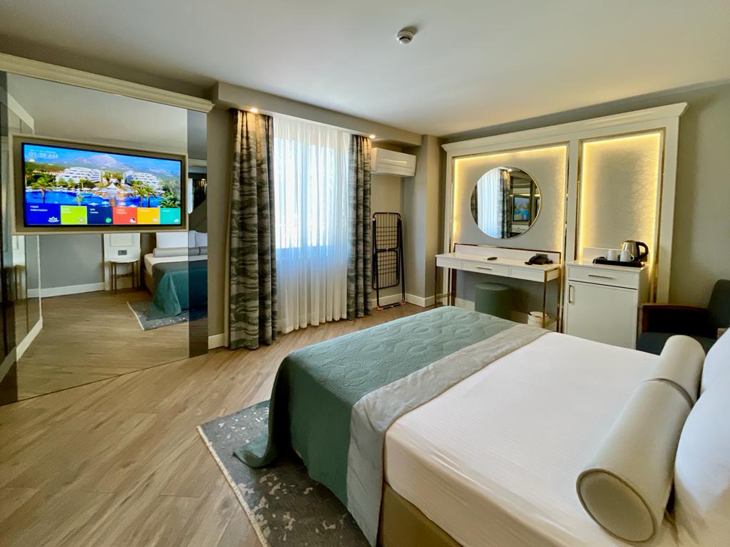 DELUXE ROOM WITHOUT BALCONY