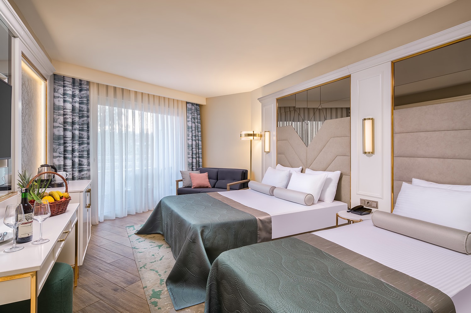 DELUXE ROOM PARTIAL VIEW