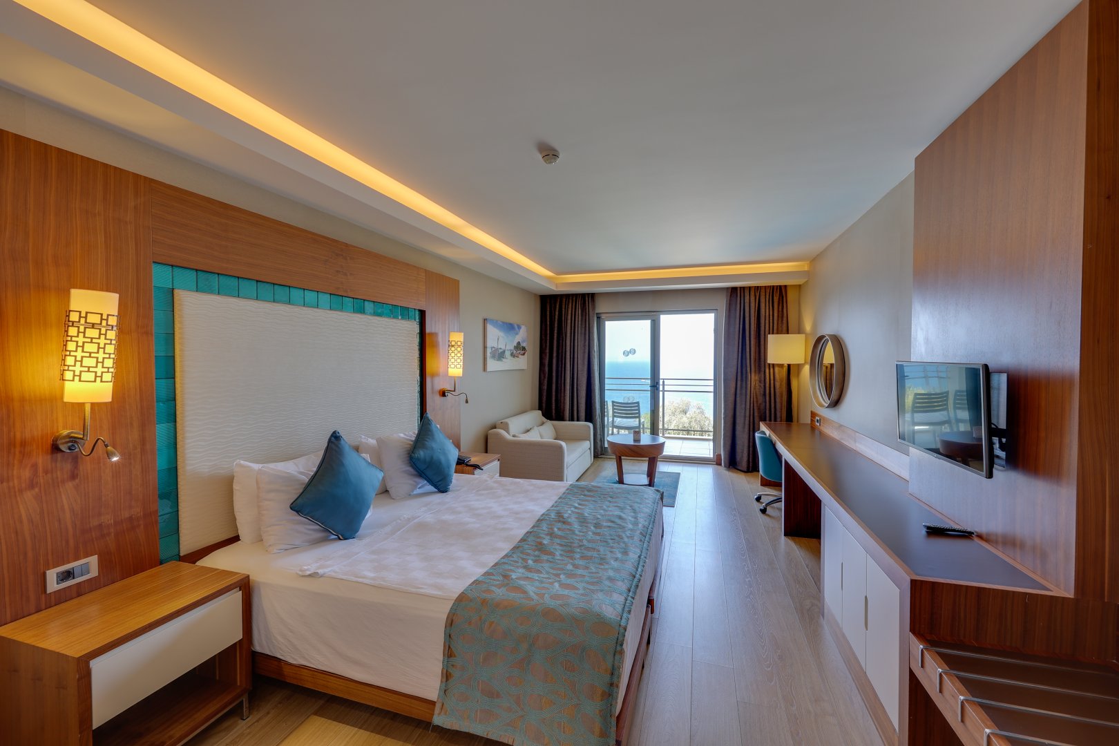 SUPERIOR SEAVIEW ROOM BALCONY OR TERRACE