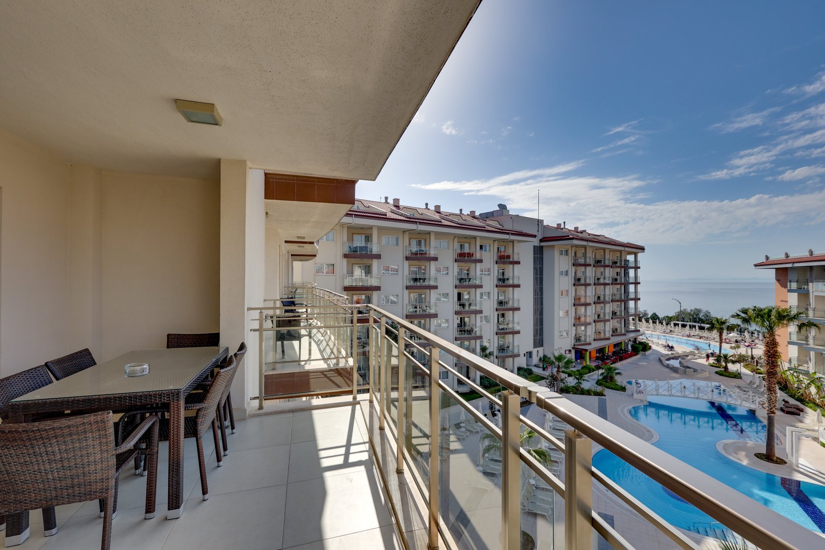 SUITE FAMILY 2 BEDROOMS SEAVIEW BALCONY