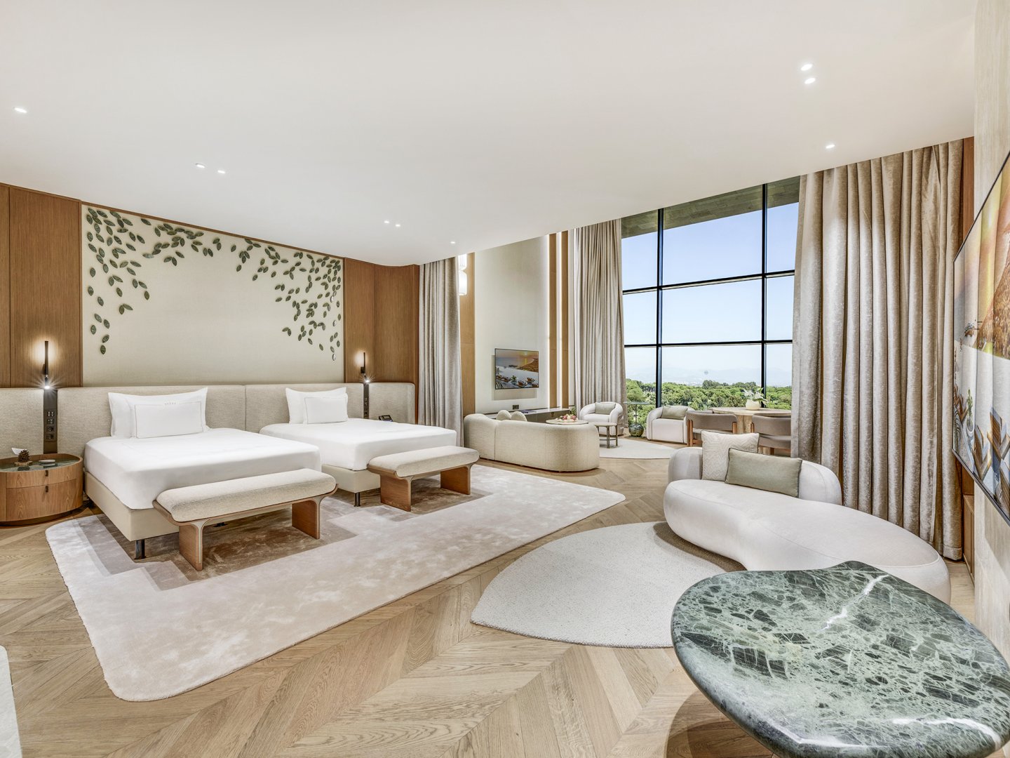 Crown Signature Suite