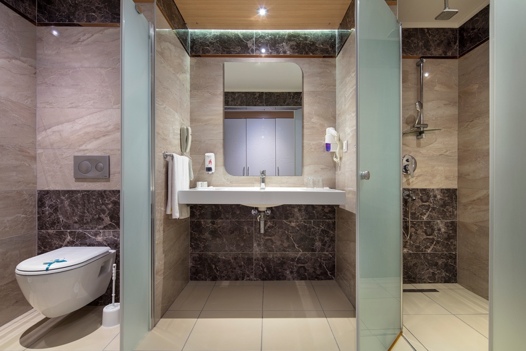 PREMIUM STANDARD ROOM