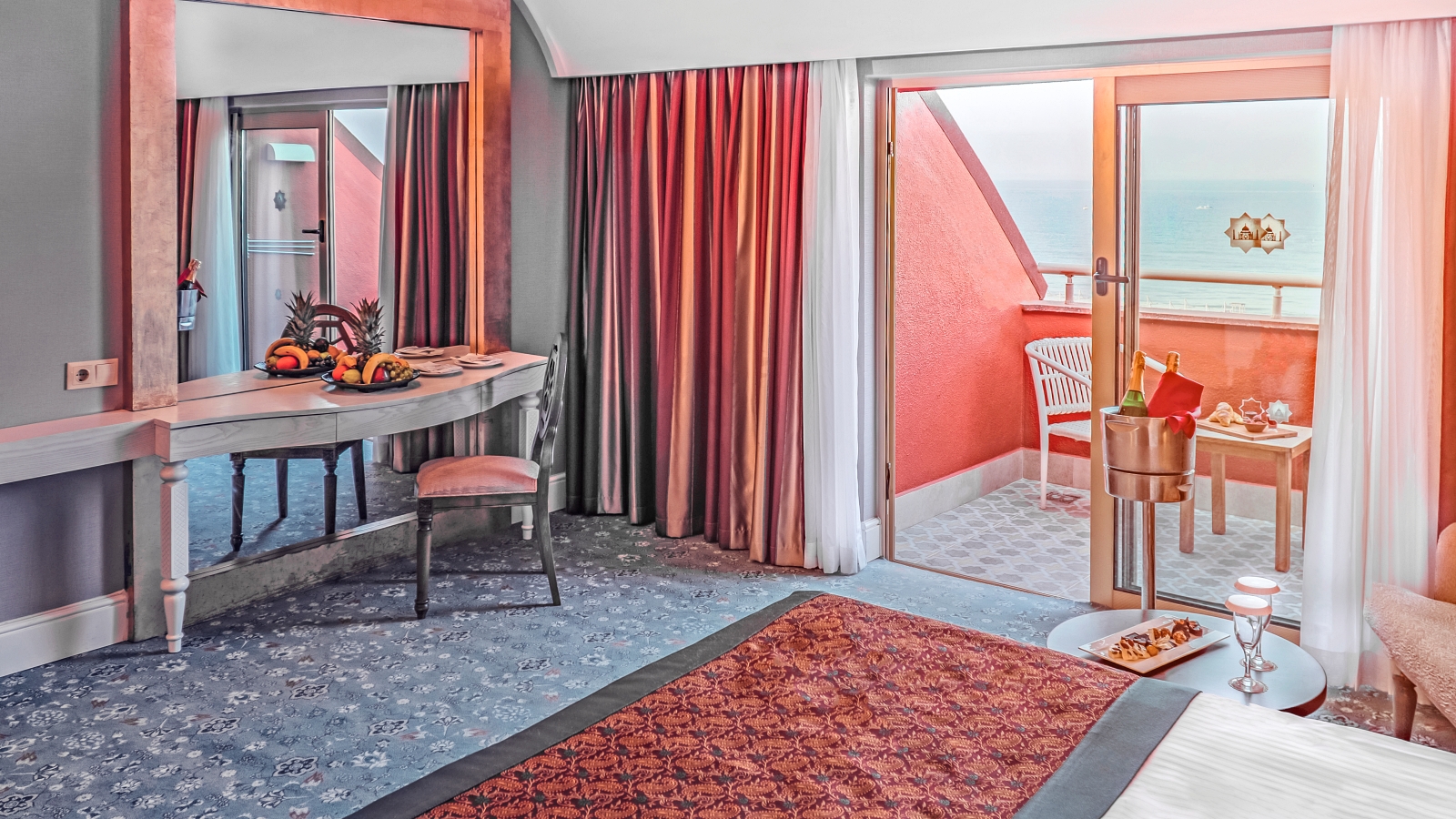 DUPLEX FAMILY ROOM SEA VIEW 