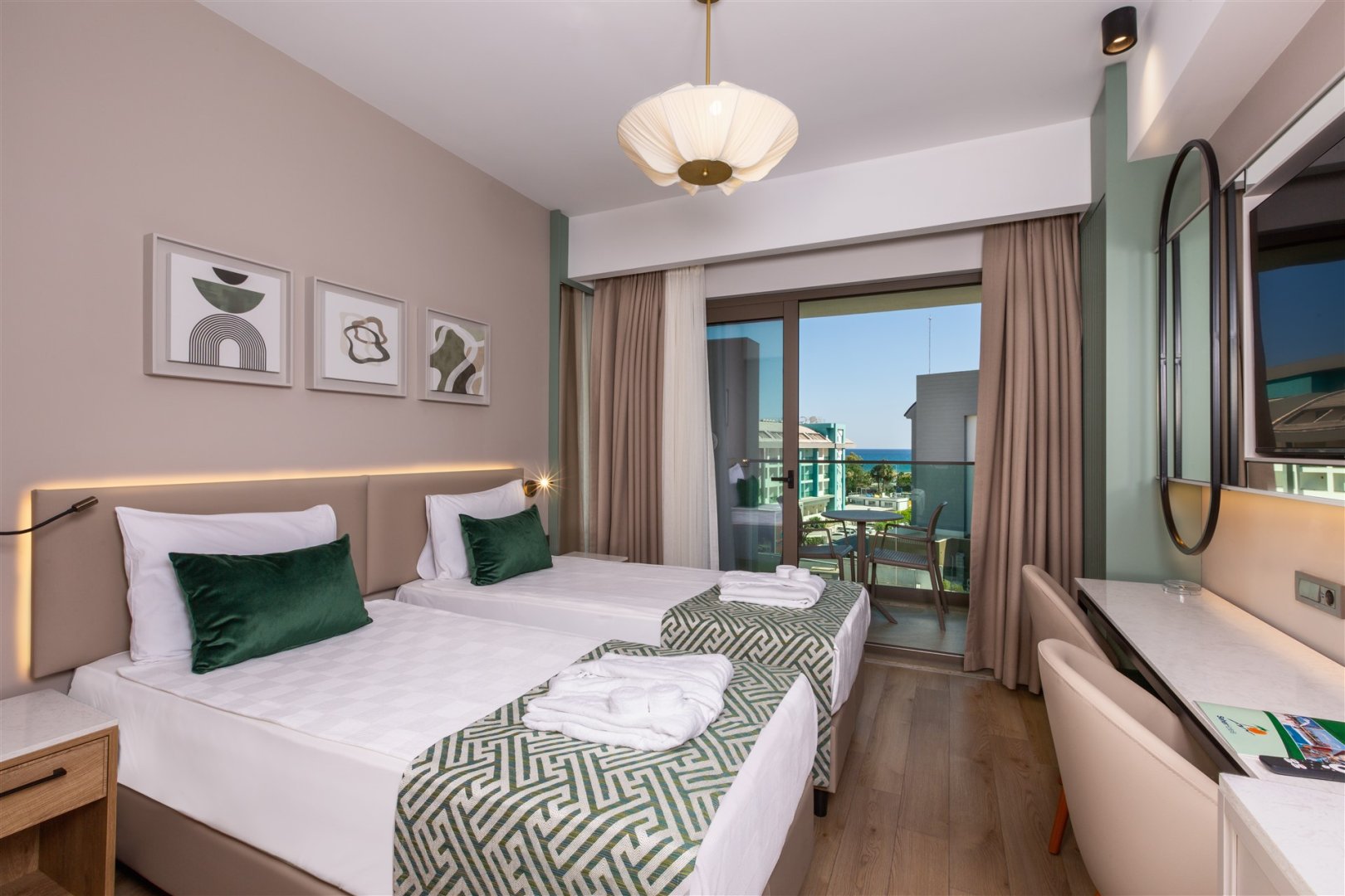 STANDARD ROOM WITH BALCONY