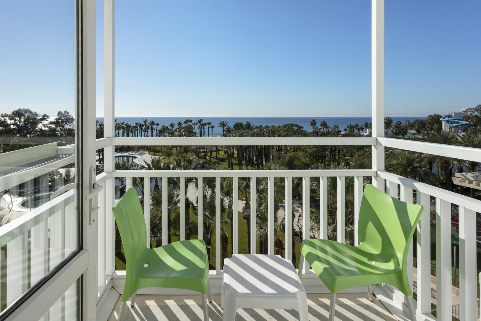 HOTEL STANDARD ROOM SEA VIEW WITH BALCONY