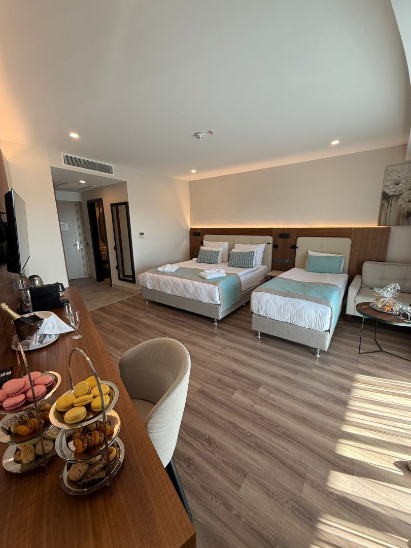 STD LAND VIEW WITH JAKUZI