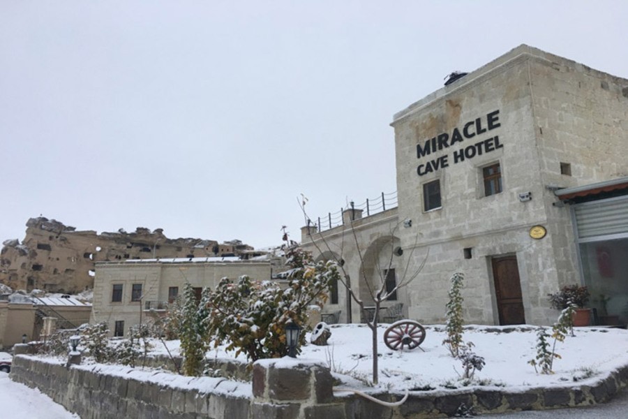 Miracle Cave Hotel