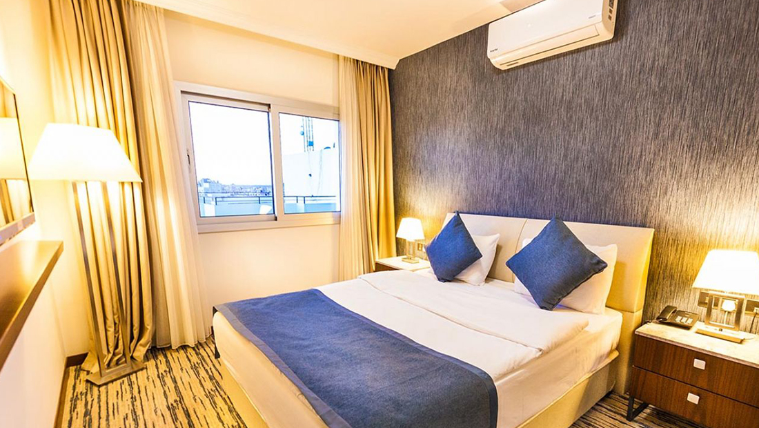 King French Room ( Balkonlu)